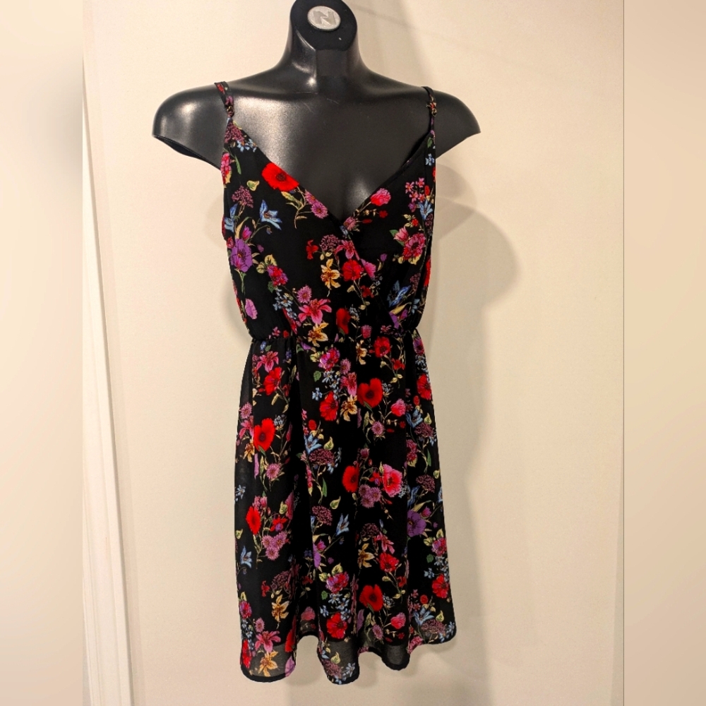 Forever 21 strappy black and floral mini dress, Size M.
